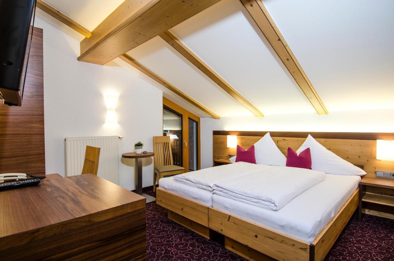Hotel Garni Subretta Ischgl Zewnętrze zdjęcie