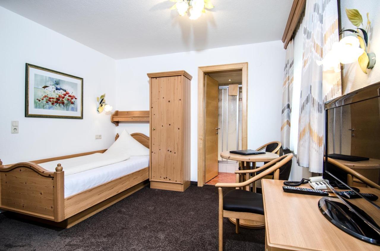 Hotel Garni Subretta Ischgl Zewnętrze zdjęcie